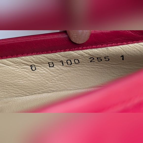 Gucci Red‎ Suede Horse Bit Loafer - Picture 5 of 9